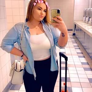 Meet your Posher, Sabrina